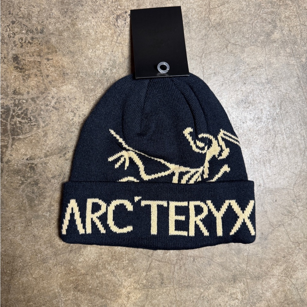 Arc’teryx beanie